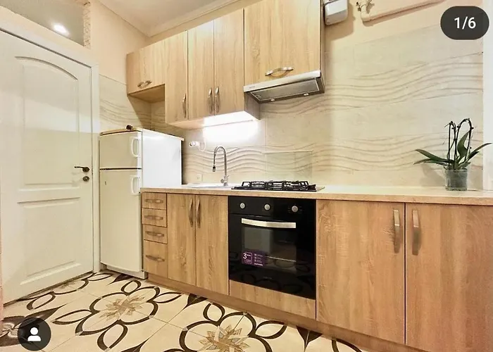 центр, біля медичного університету, вулиця личаківська *