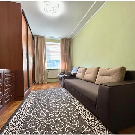 아파트 центр, біля медичного університету, вулиця личаківська 리비프